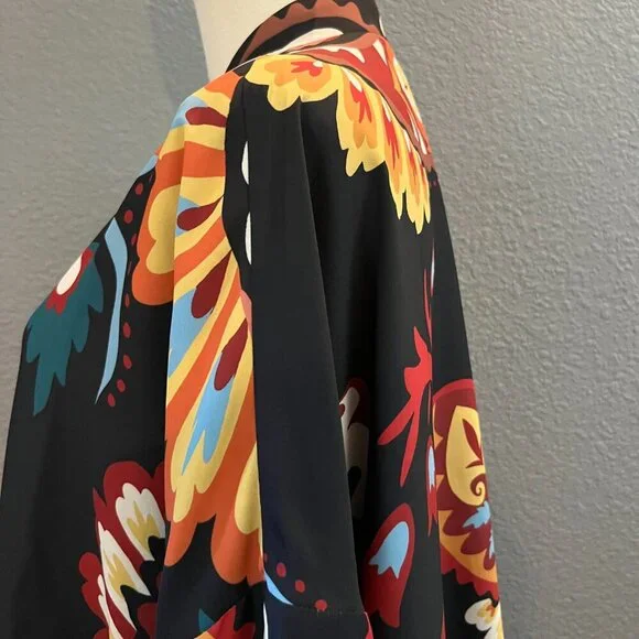 CHICO'S PAISLEY PRINT SHORT KIMONO - Red, Black & Gold - Excellent - L / XL - Picture 5 of 16